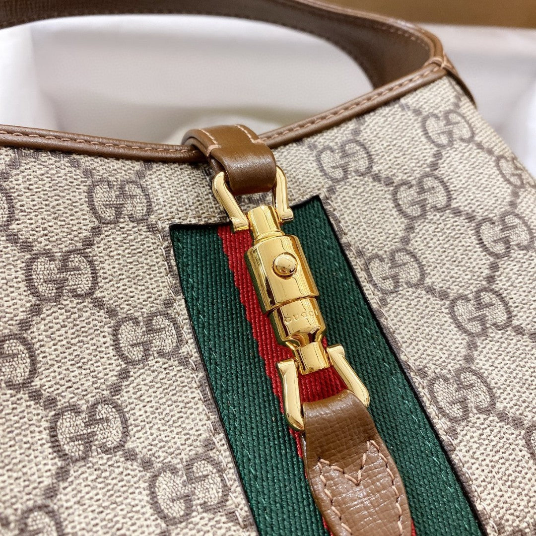 Gucci Jackie 1961 Small 28 Shoulder Bag in Beige Canvas and Brown Calfskin