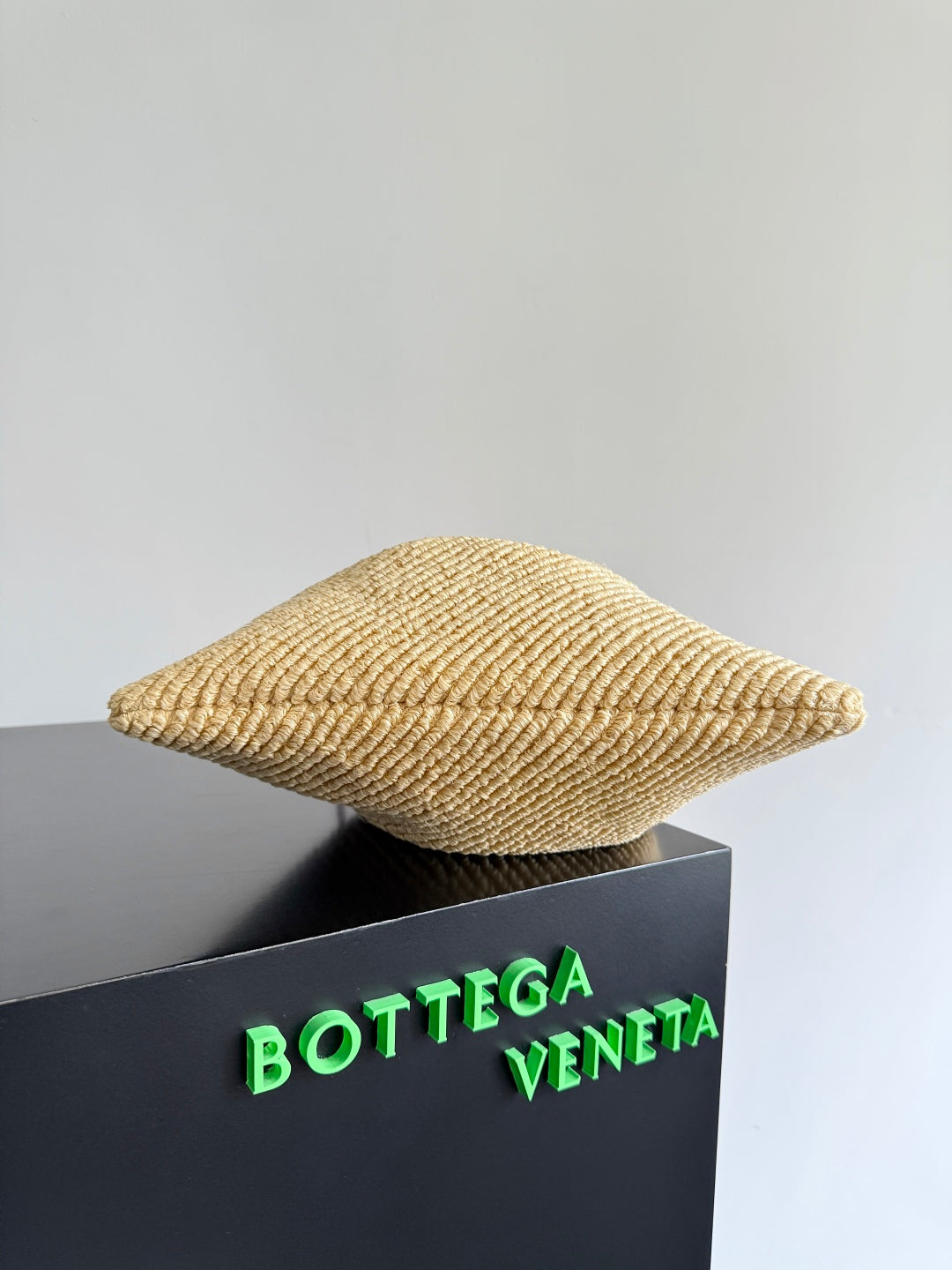Bottega Veneta 25S Dustbag 32 in Burnt Orange Raffia and Calfskin Bag