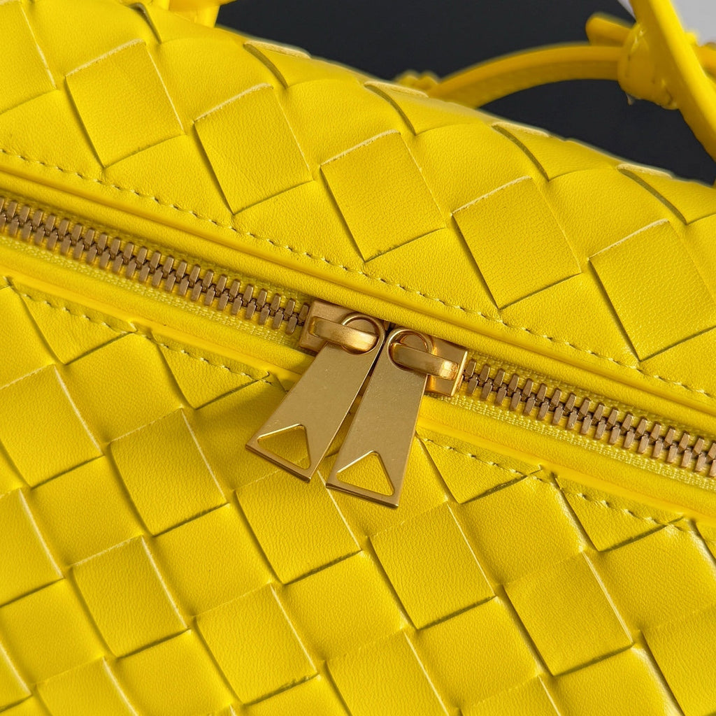 Bottega Veneta 25S Bang Bang 22 in Lemon Yellow Intrecciato Calfskin Gold Hardware Bag