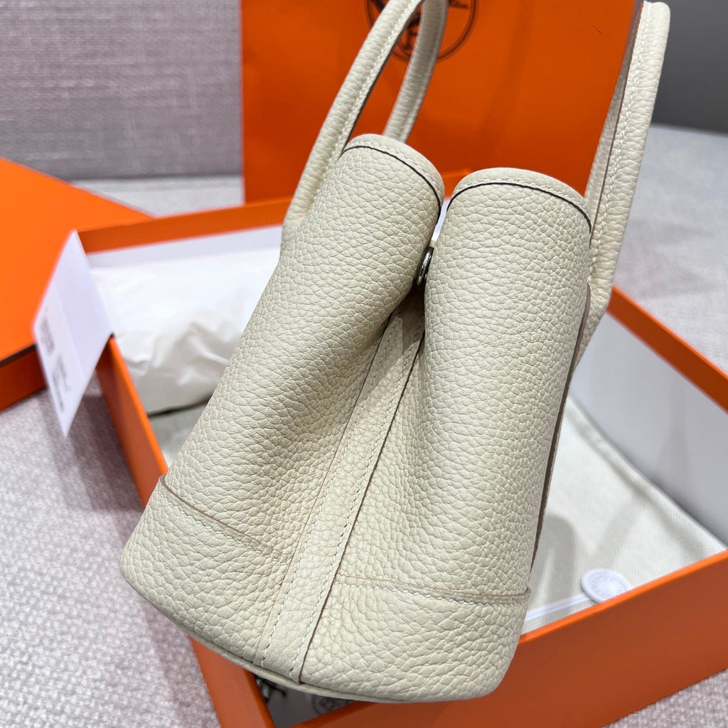 Hermes Garden Party 23cm in Off White Calfskin Bag