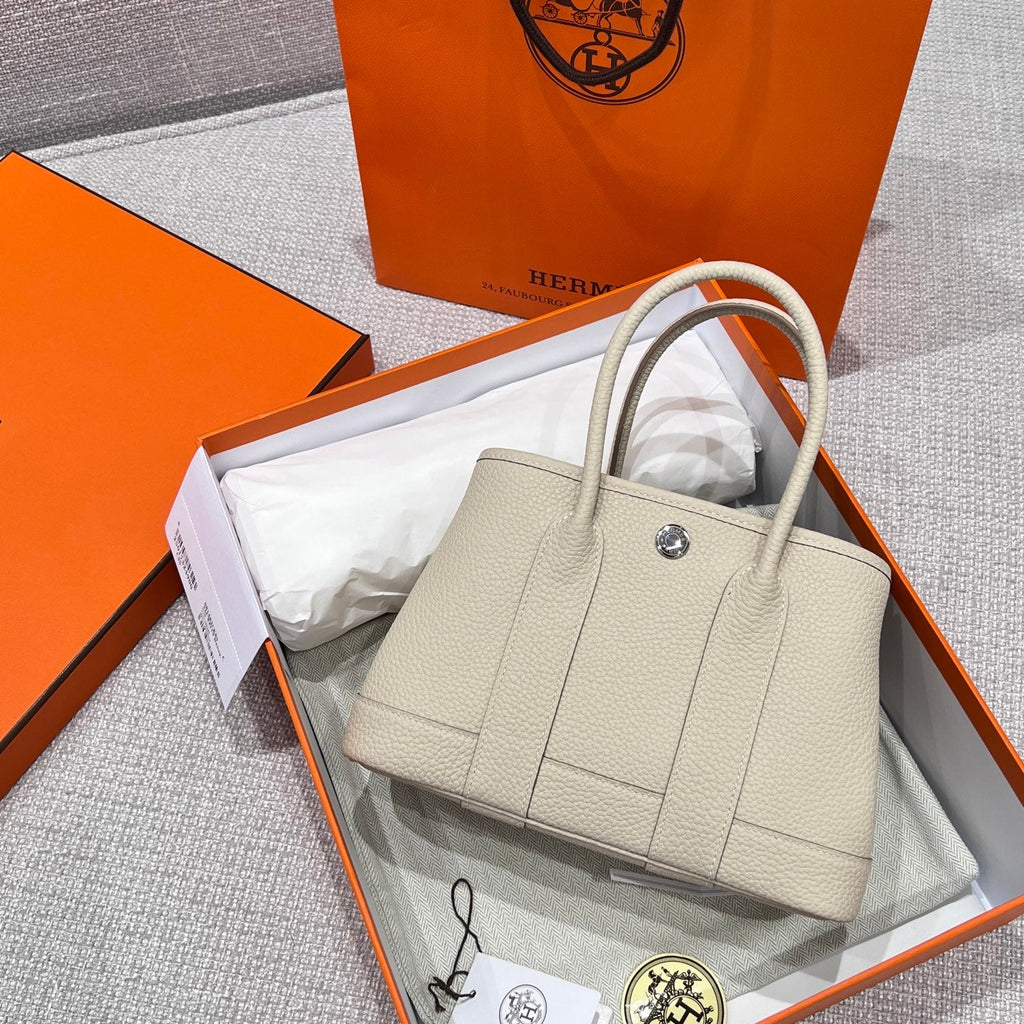 Hermes Garden Party 23cm in Off White Calfskin Bag