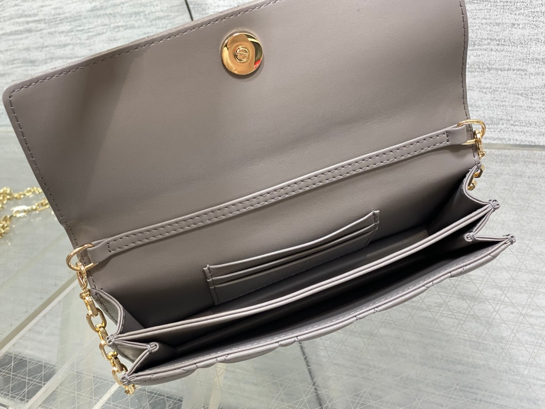 Dior 25S Talk Phone Pouch 21 in Dirty Lilac Cannage Lambskin Gold Hardware