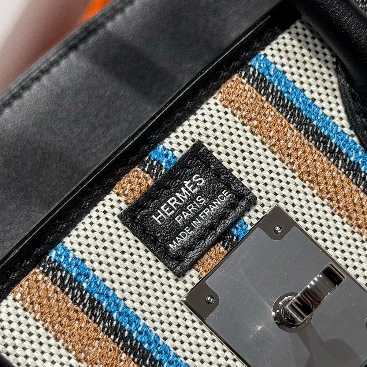 Hermes Birkin Shoulder 29 in Black Calfskin Écru/Noir/Fauve/Noir/Bleu Zanzibar Embroidery Canvas Bag