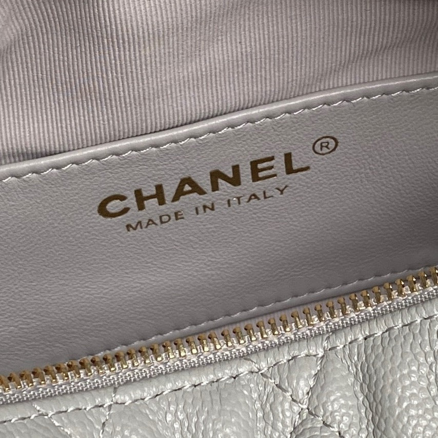 Chanel 25S Hobo Bag 22 in Grey Caviar Leather