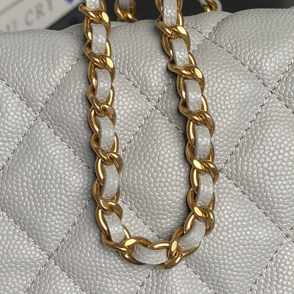 Chanel 25S Hobo Bag 22 in Grey Caviar Leather