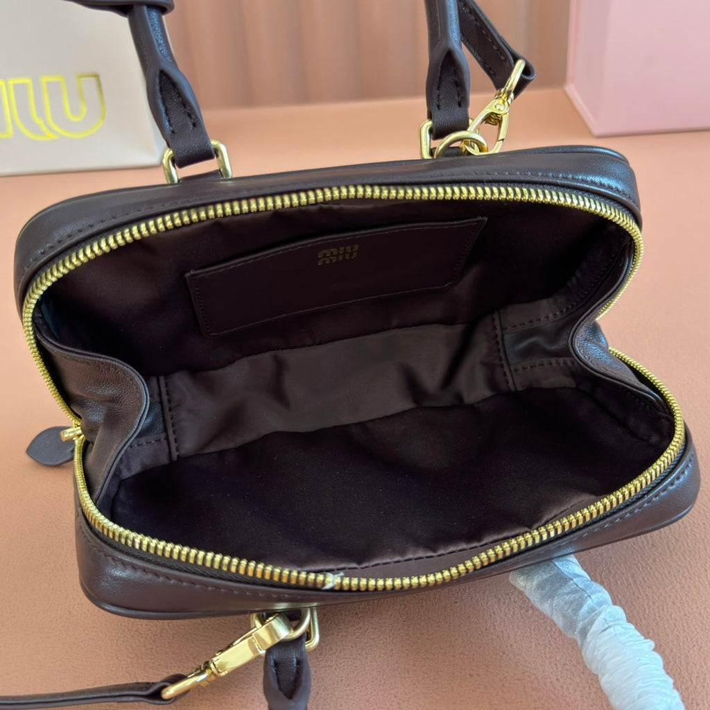 Arcadie Mini Bag 19 Black in Matelassé Nappa Leather