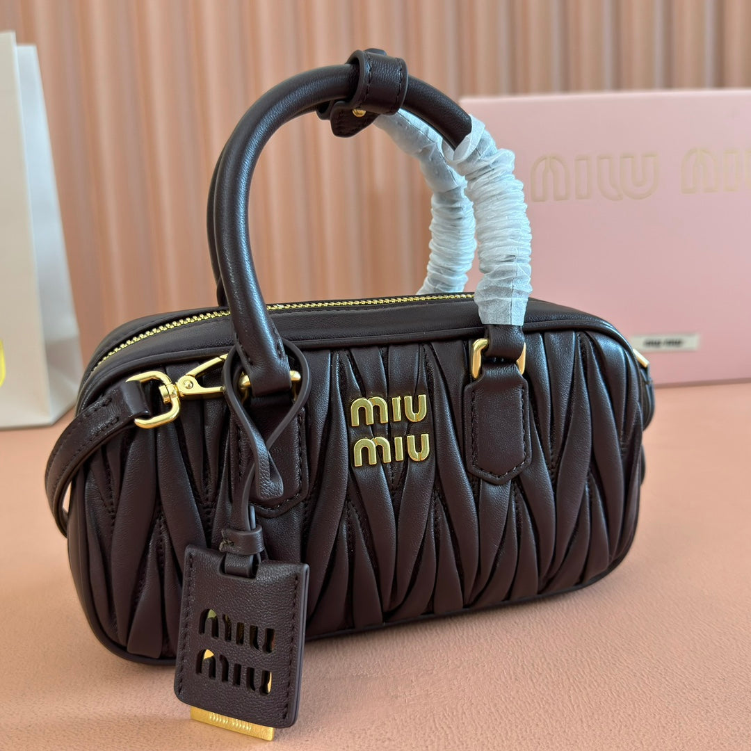 Arcadie Mini Bag 19 Black in Matelassé Nappa Leather