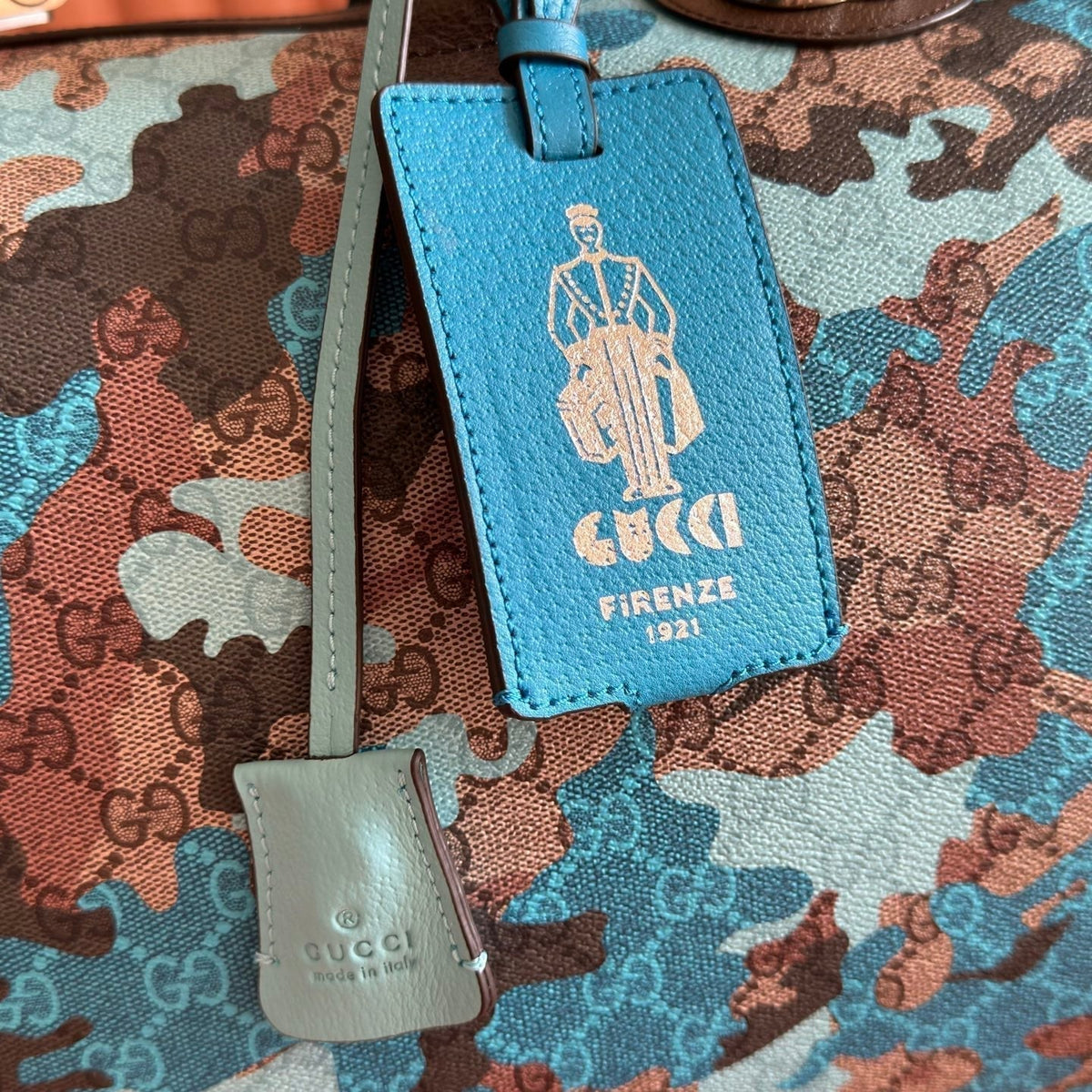 Gucci 26S Duffel Bag 44 in Multicolor Coated Canvas Style 2
