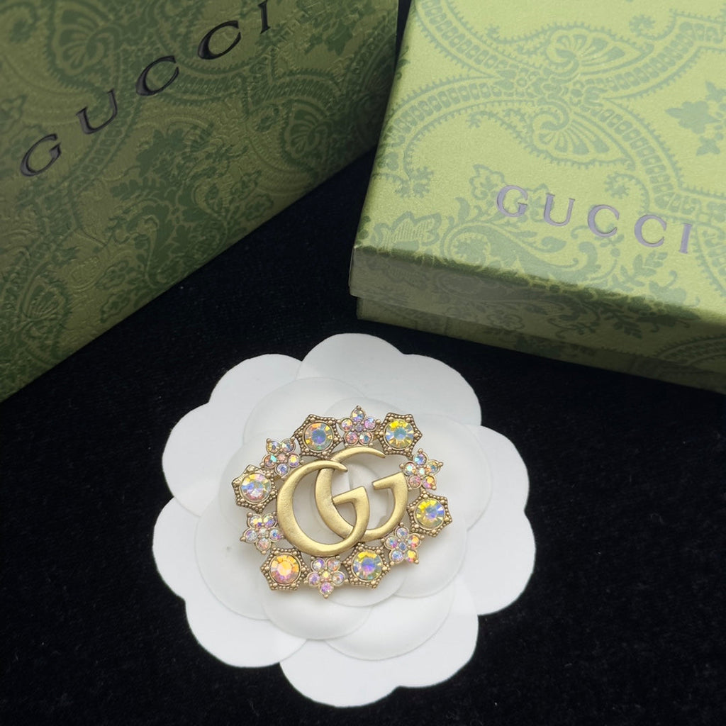 Gucci Brooch Gold 184411