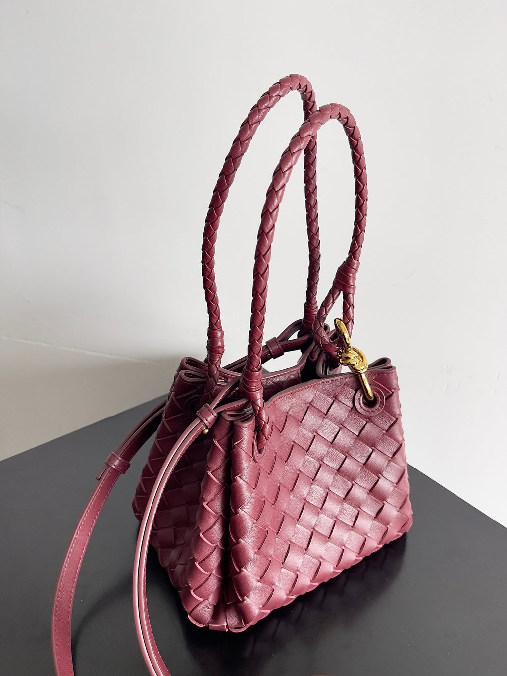 Bottega Veneta Bv Small Parachute 21 Burgundy Lambskin Ghw Bag