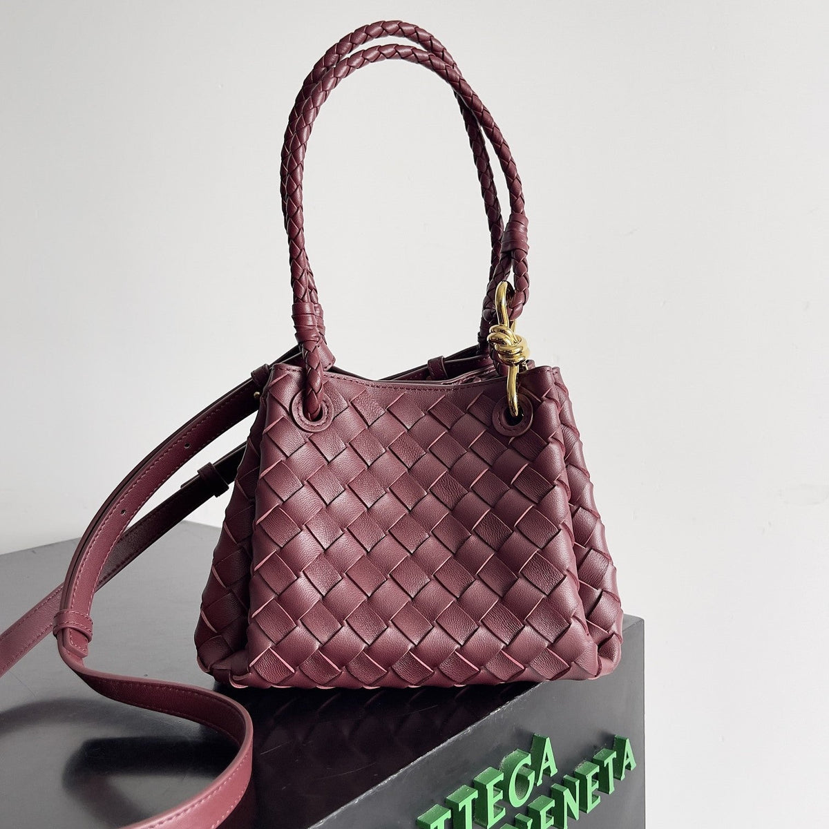 Bottega Veneta Bv Small Parachute 21 Burgundy Lambskin Ghw Bag