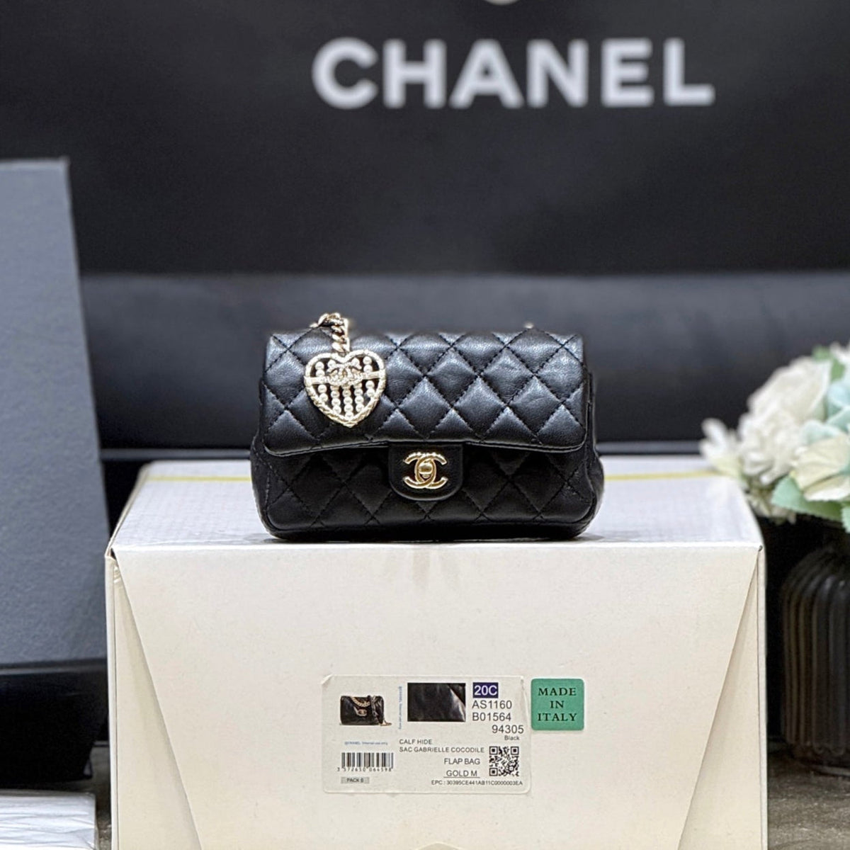 Chanel 25S Mini Cf Bag 12 in Black Lambskin Heart Model