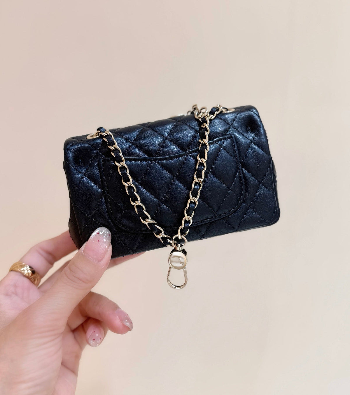 Chanel 25S Mini Cf Bag 12 in Black Lambskin Heart Model