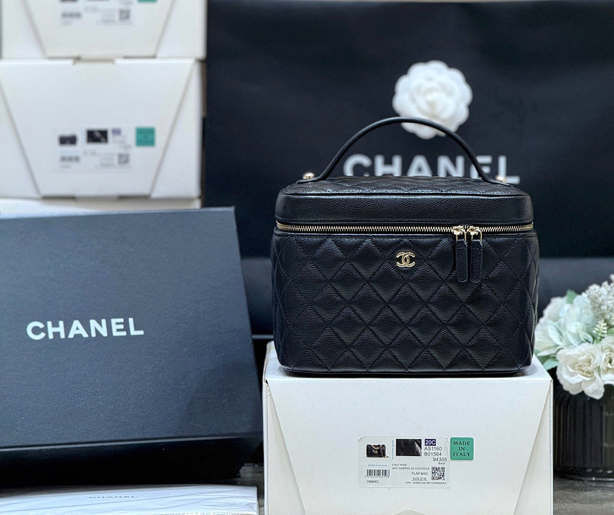 Chanel 25S Vanity Top Handle Case 21 in Black Calfskin Bag